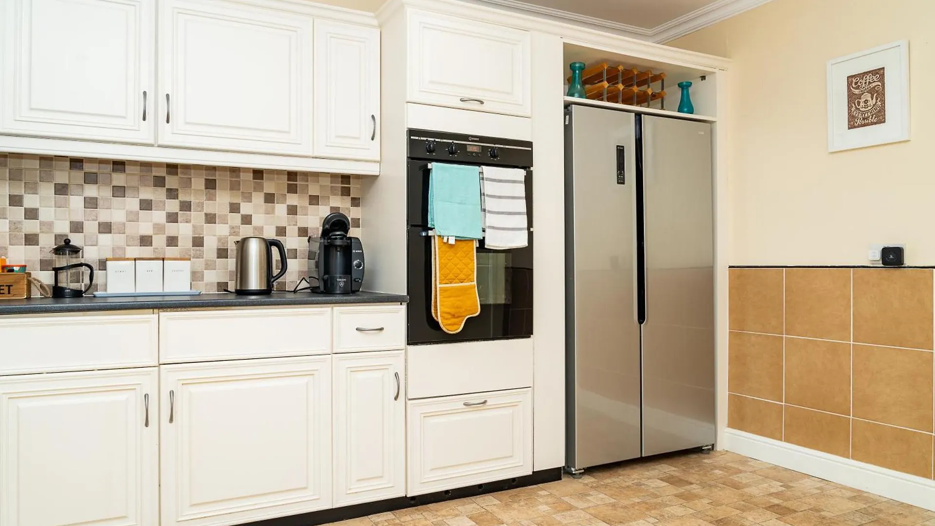 Apartman Luxury 4-Bedroom Townhouse, Free Parking, Near Portobello Beach, Sleeps 8 Edinburgh