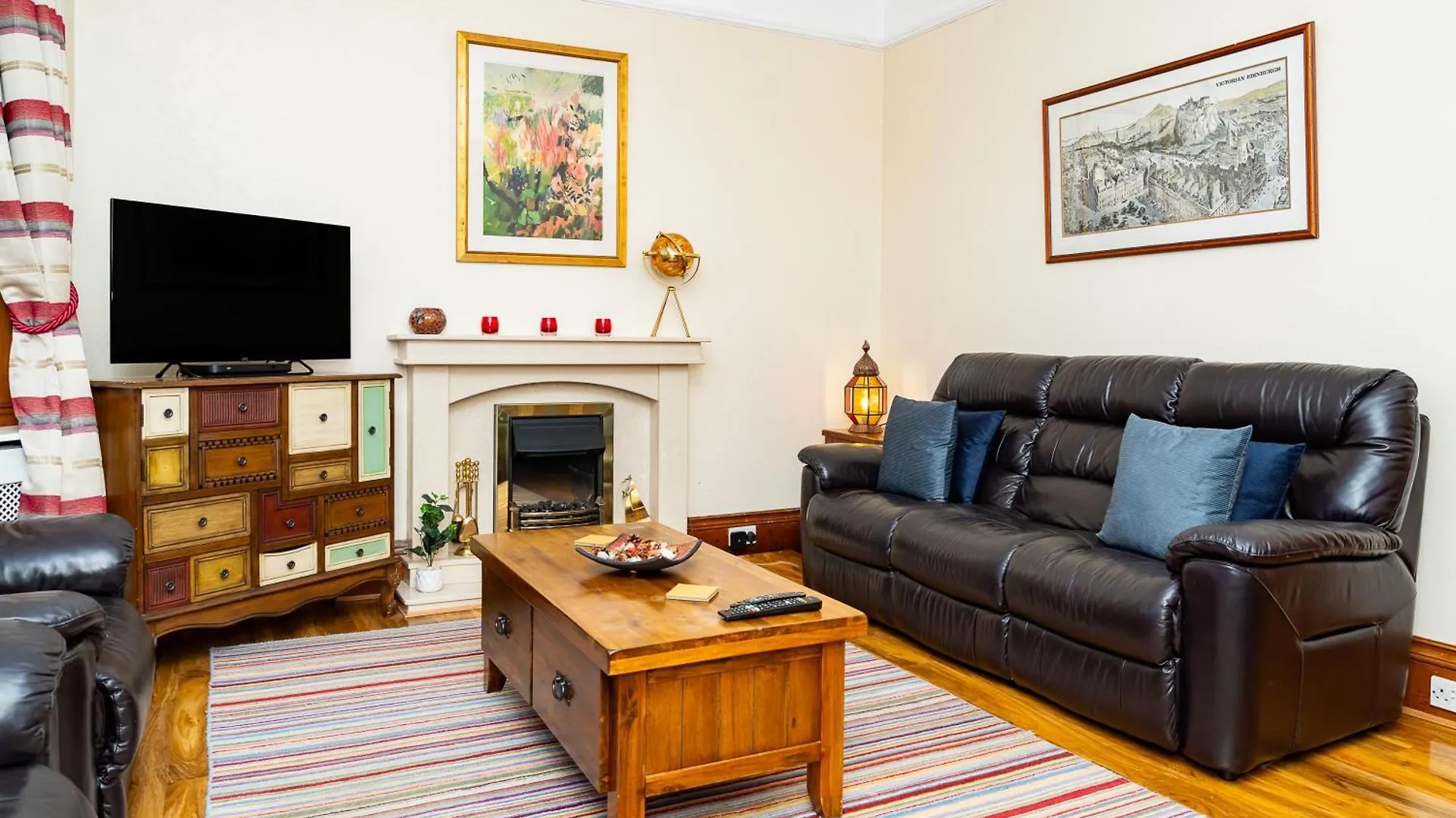 Apartman Luxury 4-Bedroom Townhouse, Free Parking, Near Portobello Beach, Sleeps 8 Edinburgh