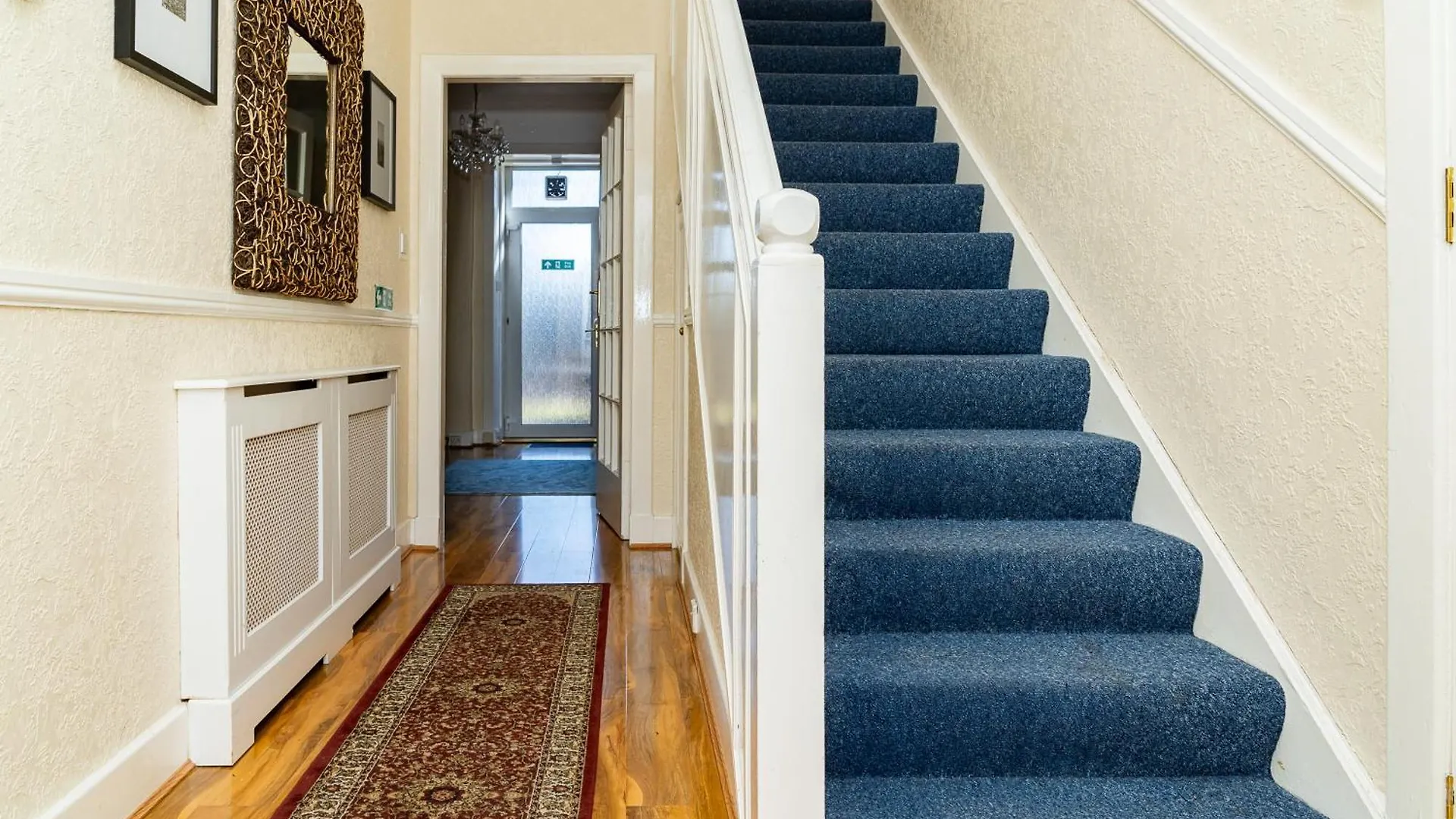 Luxury 4-Bedroom Townhouse, Free Parking, Near Portobello Beach, Sleeps 8 エディンバラ イギリス