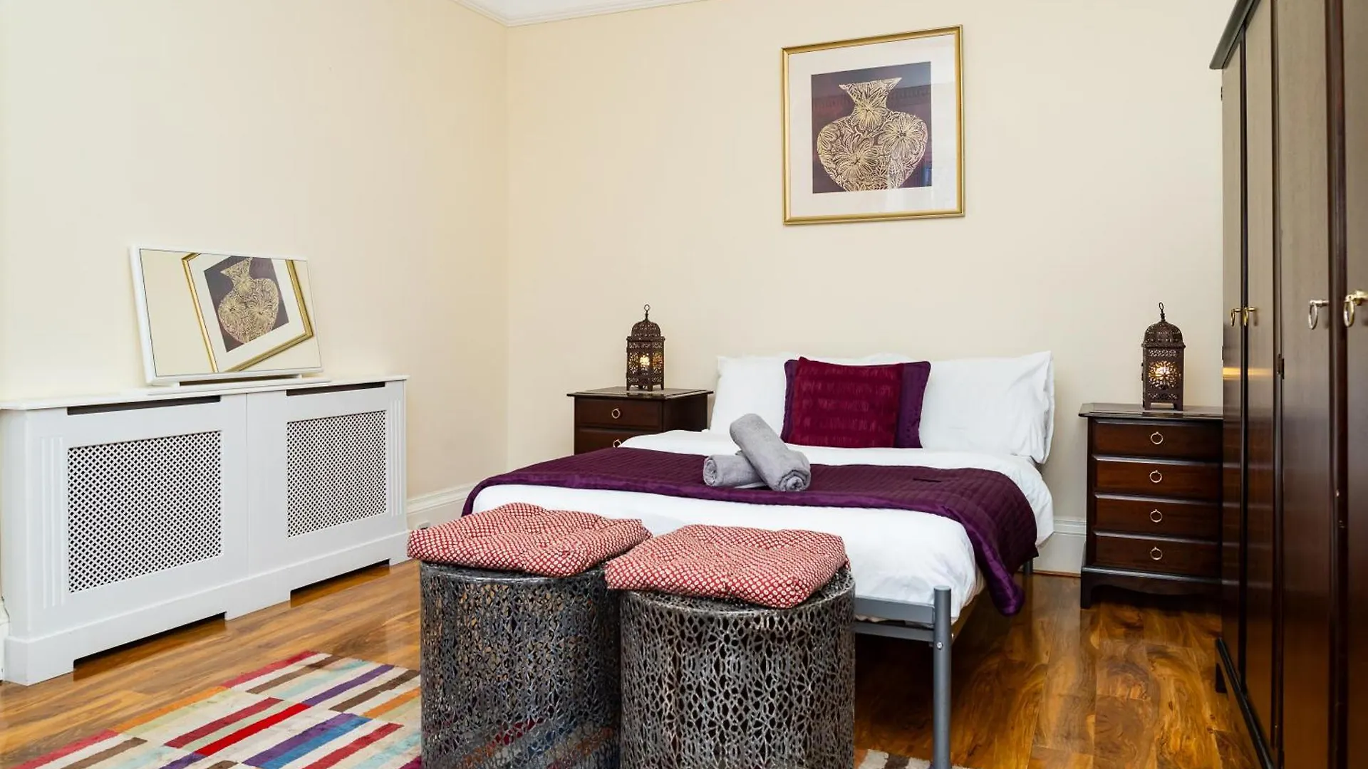 Luxury 4-Bedroom Townhouse, Free Parking, Near Portobello Beach, Sleeps 8 エディンバラ 0*,