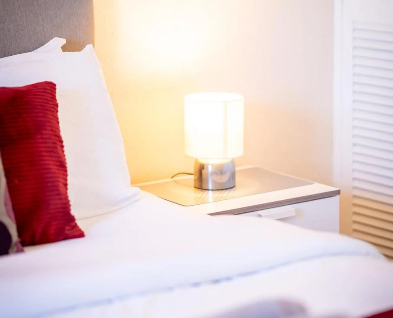 Luxury 4-Bedroom Townhouse, Free Parking, Near Portobello Beach, Sleeps 8 エディンバラ 0*,  イギリス
