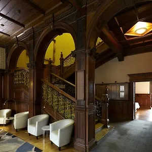 B+B Edinburgh Edinburgh