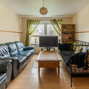 Centre Aishia/sakina Apartment